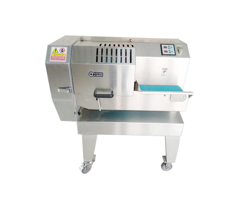 正确使用切菜机，以防手被“咬住”